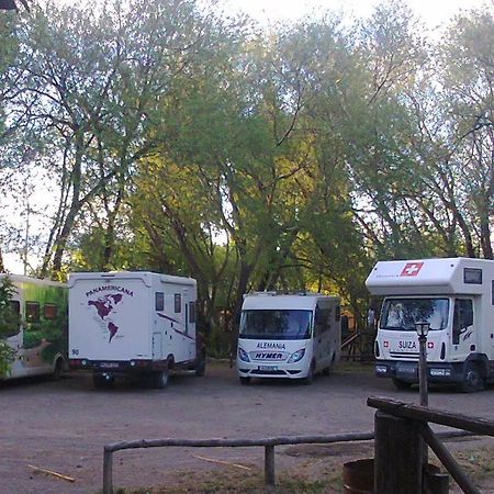 Camping Y Hostal El Ovejero El Calafate Dış mekan fotoğraf