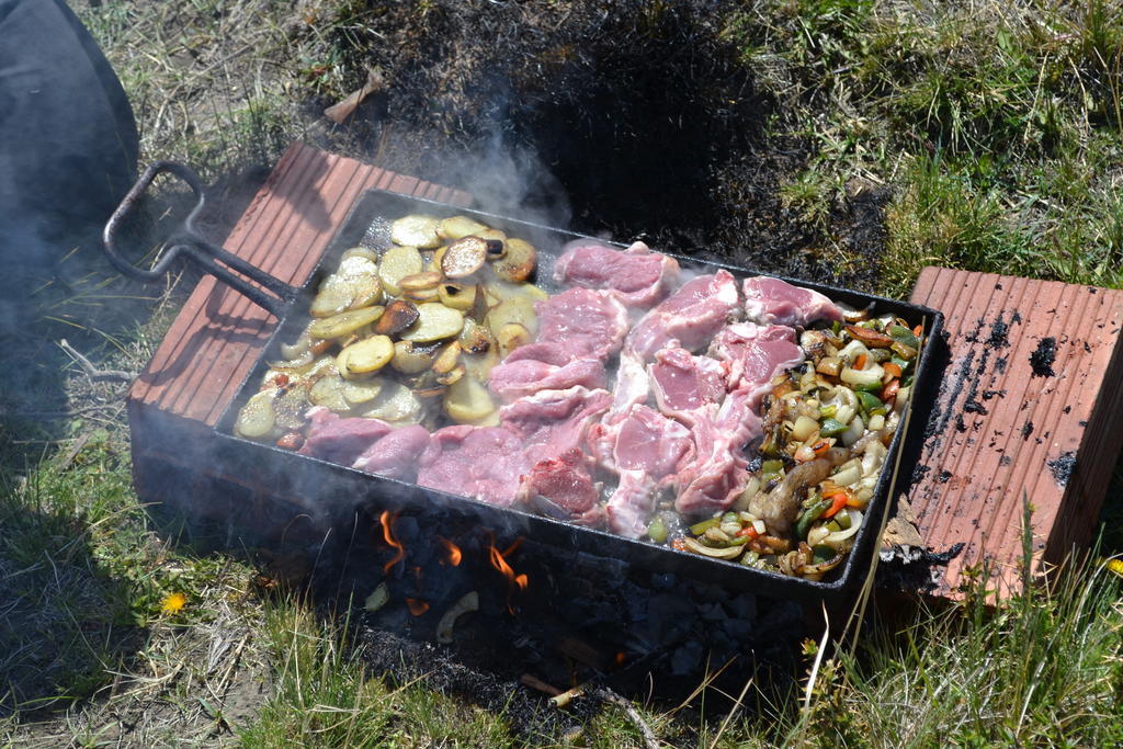 Camping Y Hostal El Ovejero El Calafate Dış mekan fotoğraf