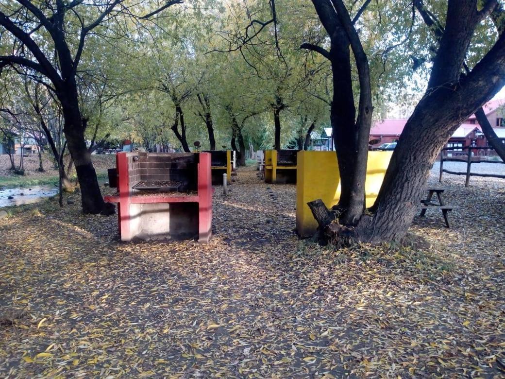 Camping Y Hostal El Ovejero El Calafate Dış mekan fotoğraf